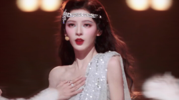 Zhang Yuxi si burung bulbul telah bertransformasi, apakah dia bersiap melangkah ke panggung dunia? H