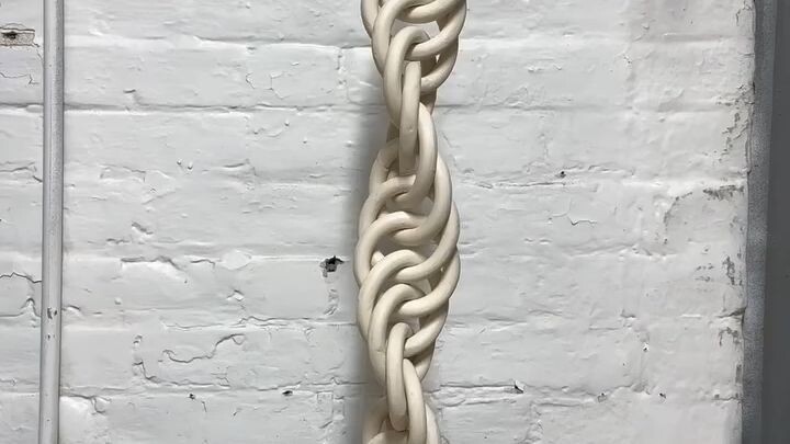 Could play with this spiral chain all day