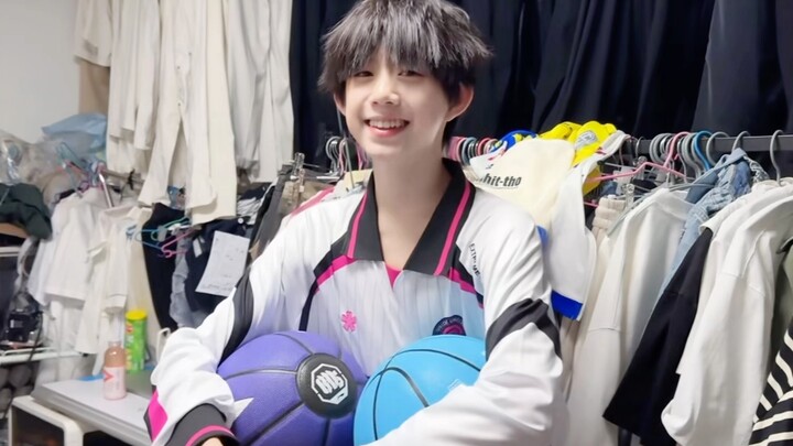 Eason Chen | We hummed a birthday surprise for Yiran the whole time 🥰 Five takes, 63 cuts, part 1