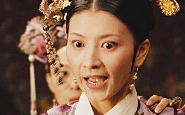 Chửi trời chửi đất, chẳng có ai mà tỷ tỷ Miêu tôi không dám chửi cả.