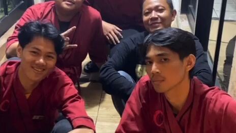 siapa di antara kalian