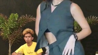 YASSI Dance on TIKTOK