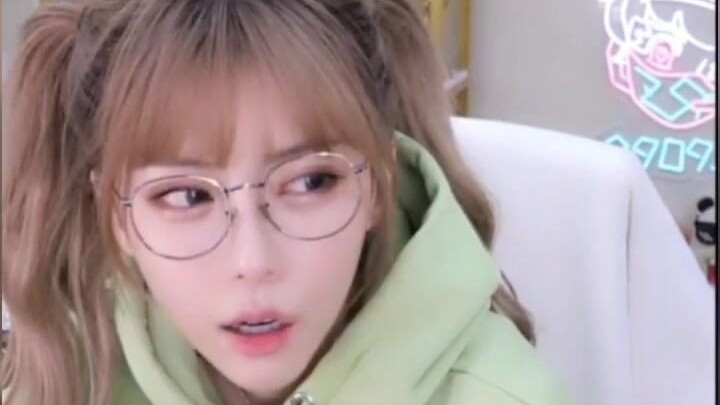 【Zhou Shuyi】Sister Zhou has lost it, hahaha.