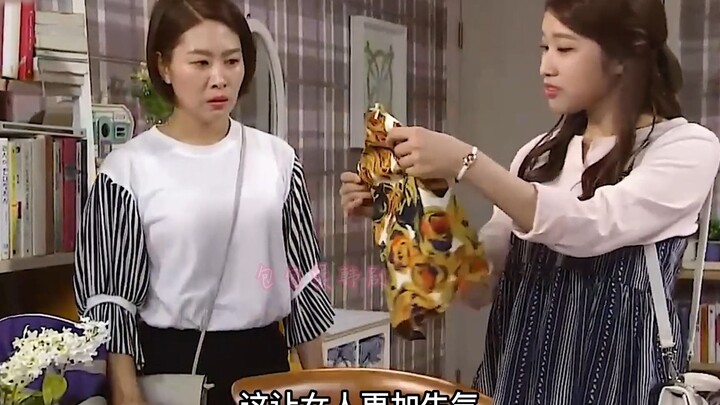 فتاة متفوقة تبلغ من العمر 18 عامًا حملت بشكل مفاجئ، لكن صديقها رماها تحت المطر الغزير، فاختارت الفتا