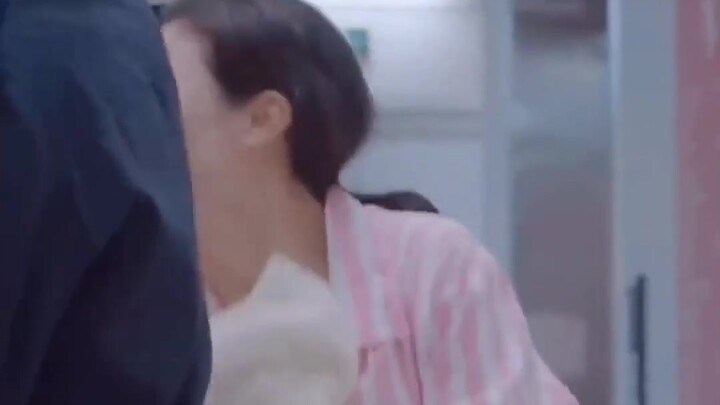 Scumbag Ex Discovers His Ex-Wife Gave Birth to a Boy—and Decides to Murder the Kid