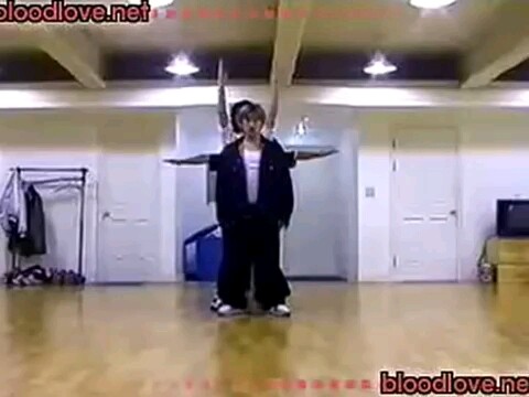 [SHINHWA Myth] A 20-year-old dance practice video of "Only One" that still looks sharp today.