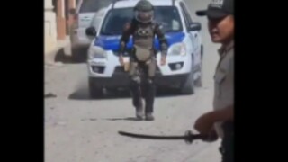 أبطال خارقون من المجتمع المدني في الخارج