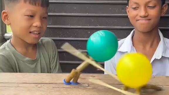 balloon popping #viral #bilibili #chinese