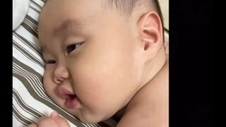 เมื่อเพื่อนบอกอย่าให้ลูกนอนคว่ำ แม่...