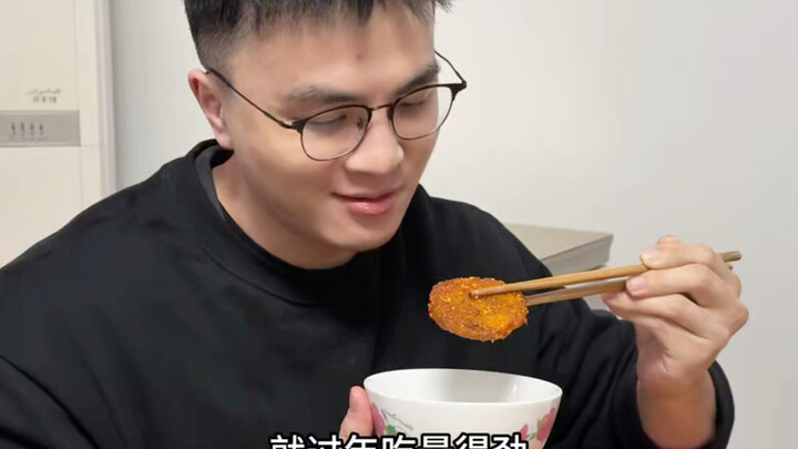 มาดูกันหน่อยว่าวันนี้ทุกคนกินอะไรกัน พรุ่งนี้จะออกเดินทางไปเจียงซี ไปบ้านแม่น้องเสี่ยวหวงแล้วก็กินต่