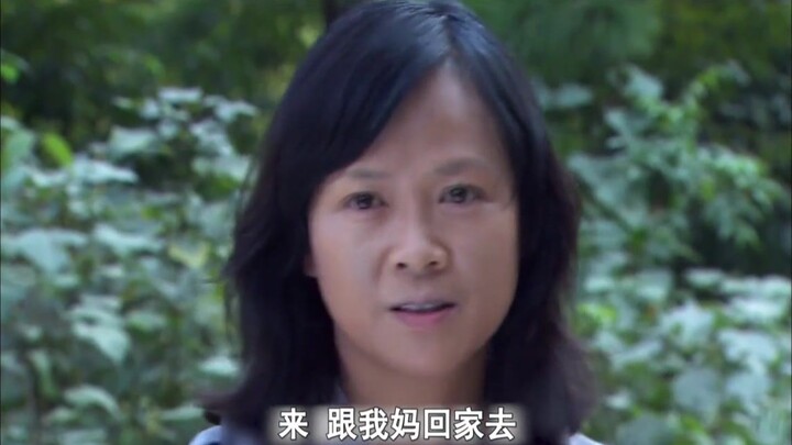 大妈好心帮助亿万总裁，怎料对方竟是她失散30年的儿子！影视剧