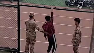 "يا فتى جيد، لقد قمت بتثبيته لك."
