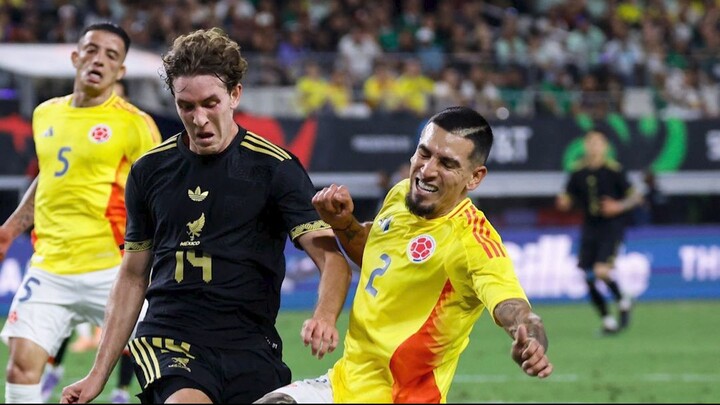 Mora salvó a México ante Colombia… y rompió un récord de 1930 😳🇲🇽