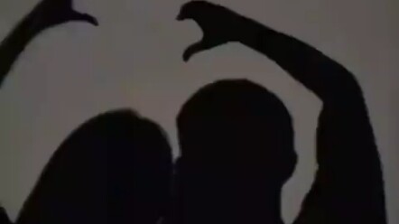 สาวขี้แกล้งถ่ายรูปกับแฟน จนเกือบทำให้แฟนแทบคลั่ง!