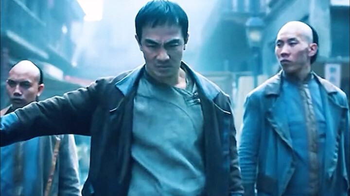 I always thought Chinatowns overseas were places where Chinese people banded together for support, b