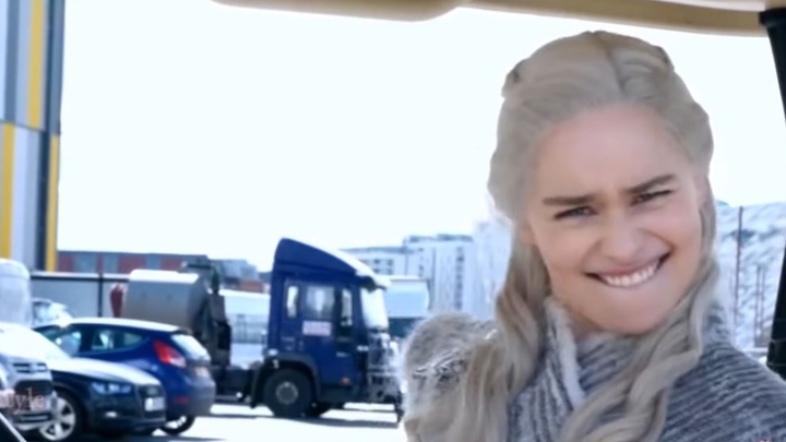 What’s the Iron Throne? Happiness is all that matters! A “Game of Thrones” you’ve never seen before!