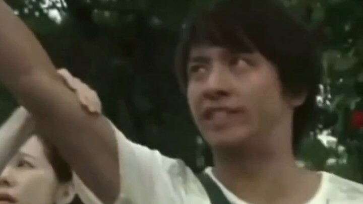 Watanabe Shu's appearance changes from 18 to 31 years old. Kamen Rider Oz