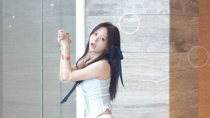 Let's catch the end of summer and listen to Wego again! [fromis_9 - WE GO Cover Dance]