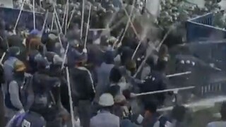 الكوريون الجنوبيون يقاتلون بلا قيود، علاقة عسكرية ومدنية متوترة