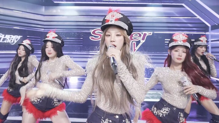 Bài hát trở lại mới nhất của (G)I-DLE Super Lady - màn trình diễn one-shot