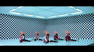 TXT "어느날 머리에서 뿔이 자랐다 (CROWN)" Official MV