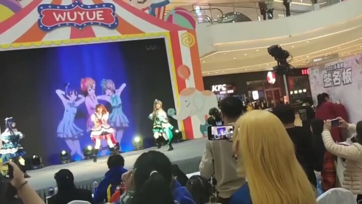 When you learned that "Start Dash" was on the comic convention, the reaction of lesbians