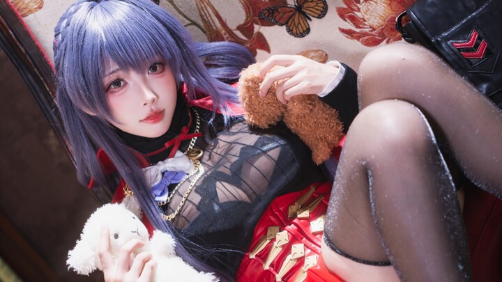 นักออกแบบของเล่นอัจฉริยะผู้สวมชุดไหมสีดำ!