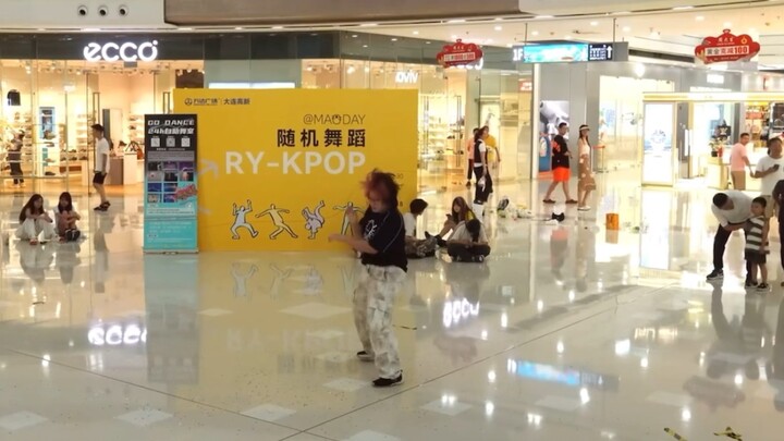 啊？这年头连笑眯眯的歌都没人上了？