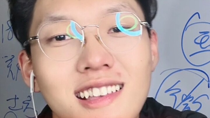 “你还餐饮上了？”