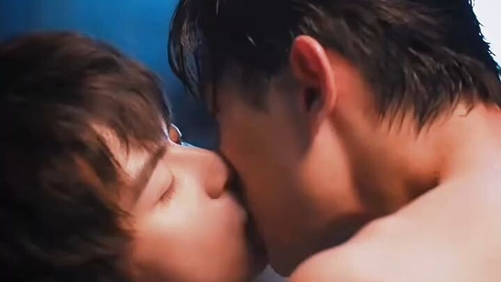 double helix kisss