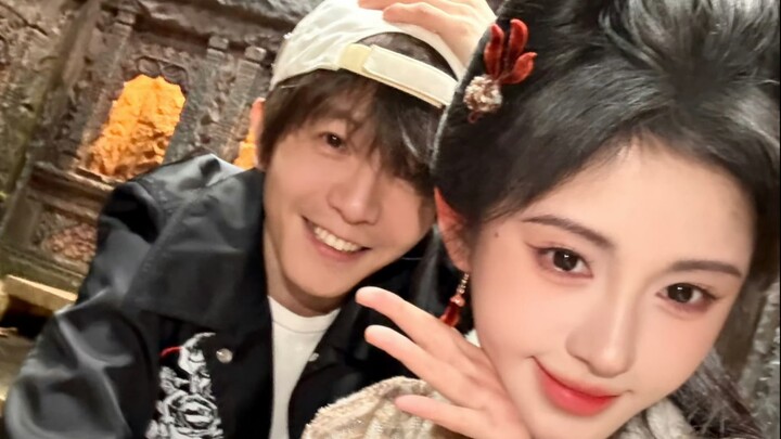 จวีจิ้งอีได้บันทึกภาพลักษณ์สุดหล่อของกัวจิ้งหมิงในวัย 40 กว่าปีไว้ ช่างสมคำร่ำลือจริงๆ เมื่อได้เจอนั