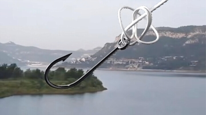Learn to tie hooks in 3 seconds