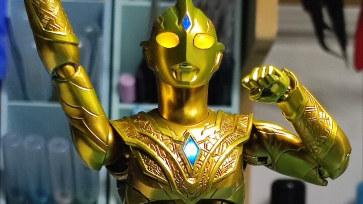 Mo Shu's repainted series SHF Triga Ultraman shining color matching