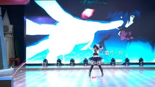 当我出了六花在漫展上还原剧情并且跳了这么可爱真是抱歉？！！