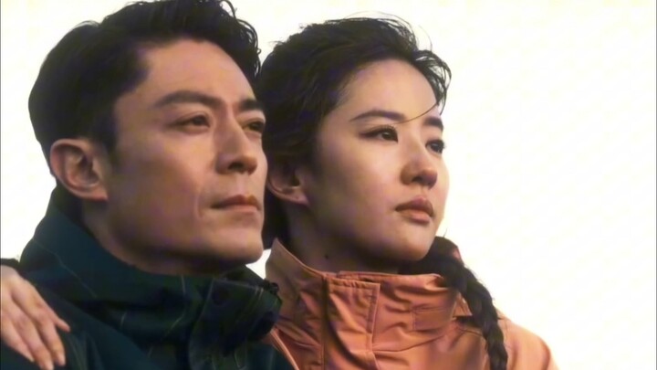 With their vibe, you’d think they were shooting a down jacket ad if you didn’t know better!