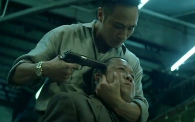 นี่คือสิ่งที่เรียกว่านักแสดง! การแสดงสุดระเบิด! สำนวนเพียงคำเดียวก็เพียงพอให้ดาราจราจรบางคนเรียนรู้ไ