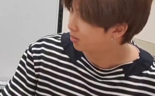 Nam Tuấn đã chiếm hết sự kiên nhẫn của cả thế giới.