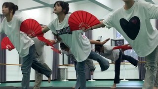 校园瑜伽课舞蹈排练随拍