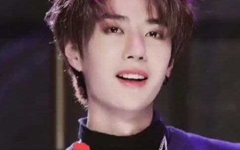 Tiêu Chiến - Vương Nhất Bác: Những "bobo" trước đây chắc chẳng bao giờ ngờ được rằng vài năm sau lại