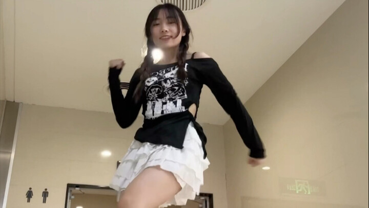แฟนๆ 30,000 คน เต้นฉลองกันเถอะ~