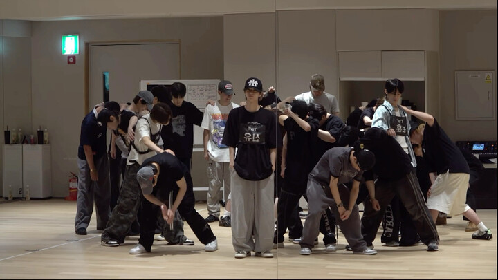 【TWS】Tahukah kalian betapa asyiknya ruang latihan TWS? Kumpulan Cuplikan di Ruang Latihan