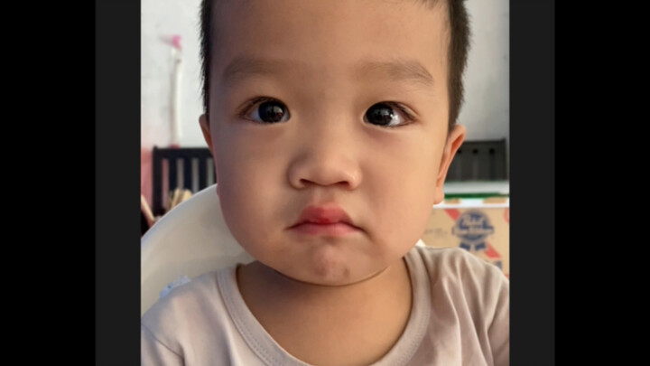 سمعتِ عن أحمر الشفاه على شكل قطرة ماء؟ بالفعل أصبح أكثر جاذبية!