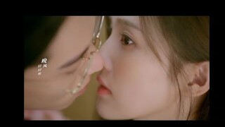 shuyi in trouble🥺shiyan saved her and kissed in lift😍😘#cdrama #onlyforlove #dylanwang #bailu #shorts