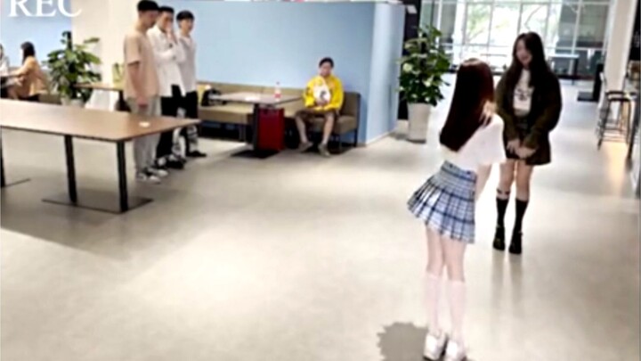 Look at other people’s classmates!