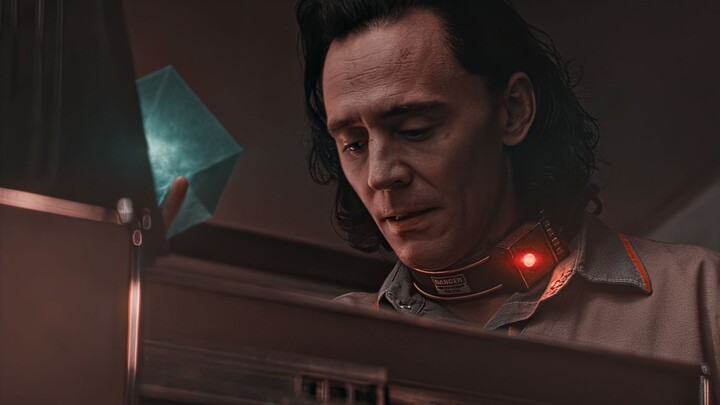 “Batu Infinity? Kita pake barang ini sebagai penindih kertas!”