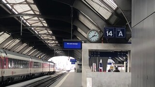 SNCF TGV Duplex makes it’s way into Zürich HB