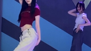 黑长直➕眼镜框 姐感十足的4walls