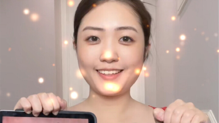 帮我看看，花两百万拍两张照值吗？