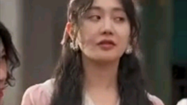 4.  Woke up as 70s single mom dumped the scum seduced the CEO pregnant with baby