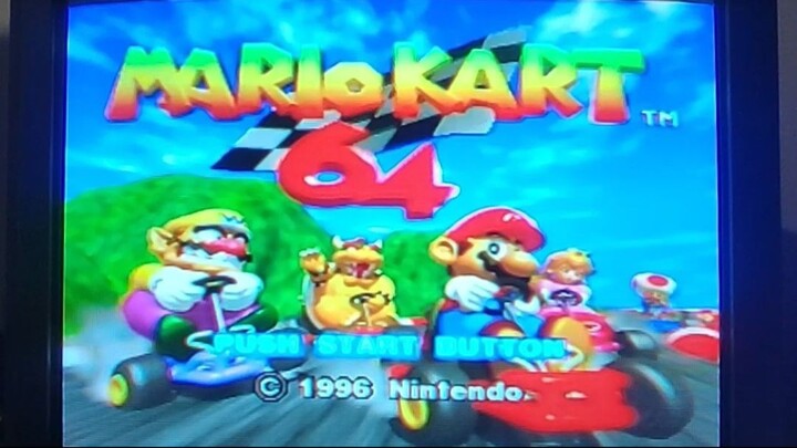 Mario Kart Nintendo 64 on a CRT TV